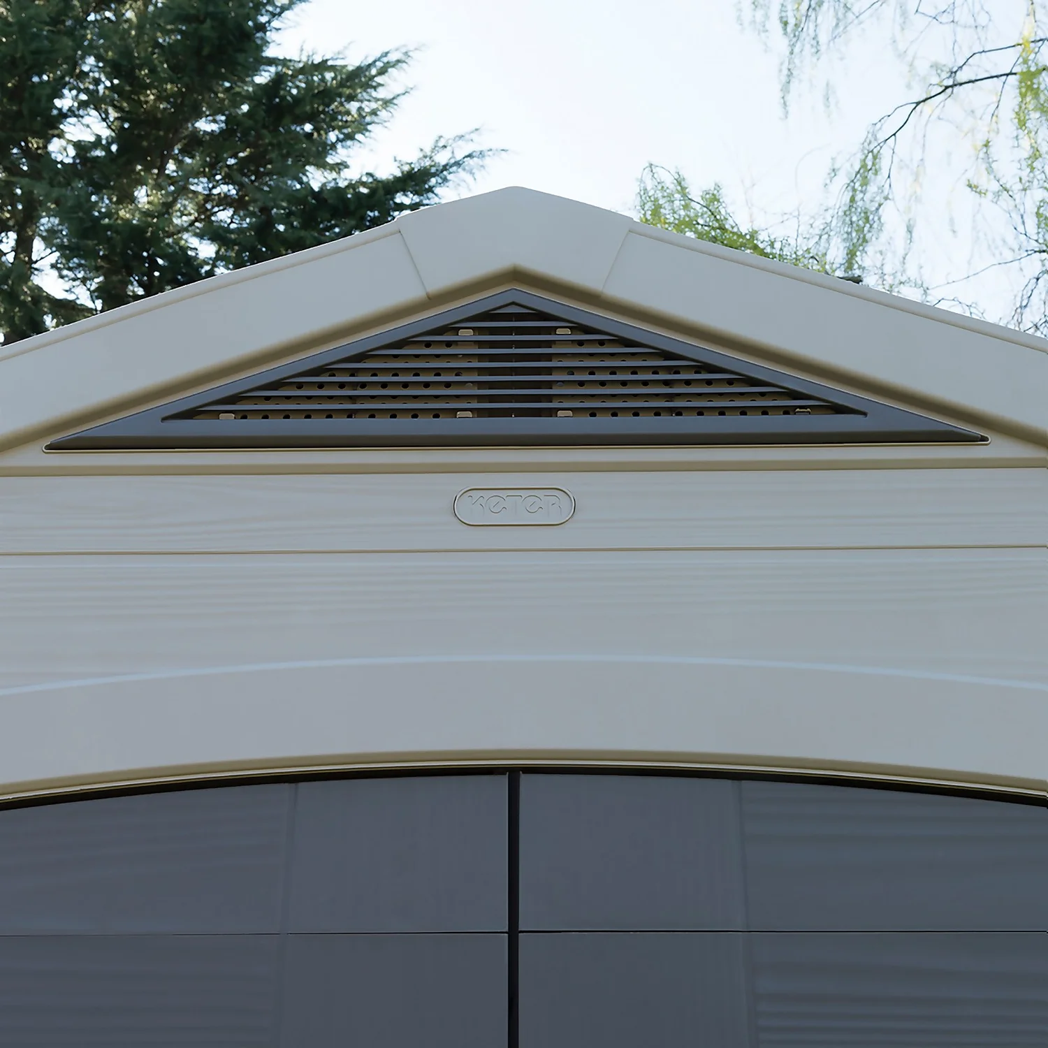 Keter Factor 8 X 11ft Outdoor Garden Apex Storage Shed - Beige/Brown 9 Keter Factor 8 X 11ft Outdoor Garden Apex Storage Shed - Beige/Brown - Image 7