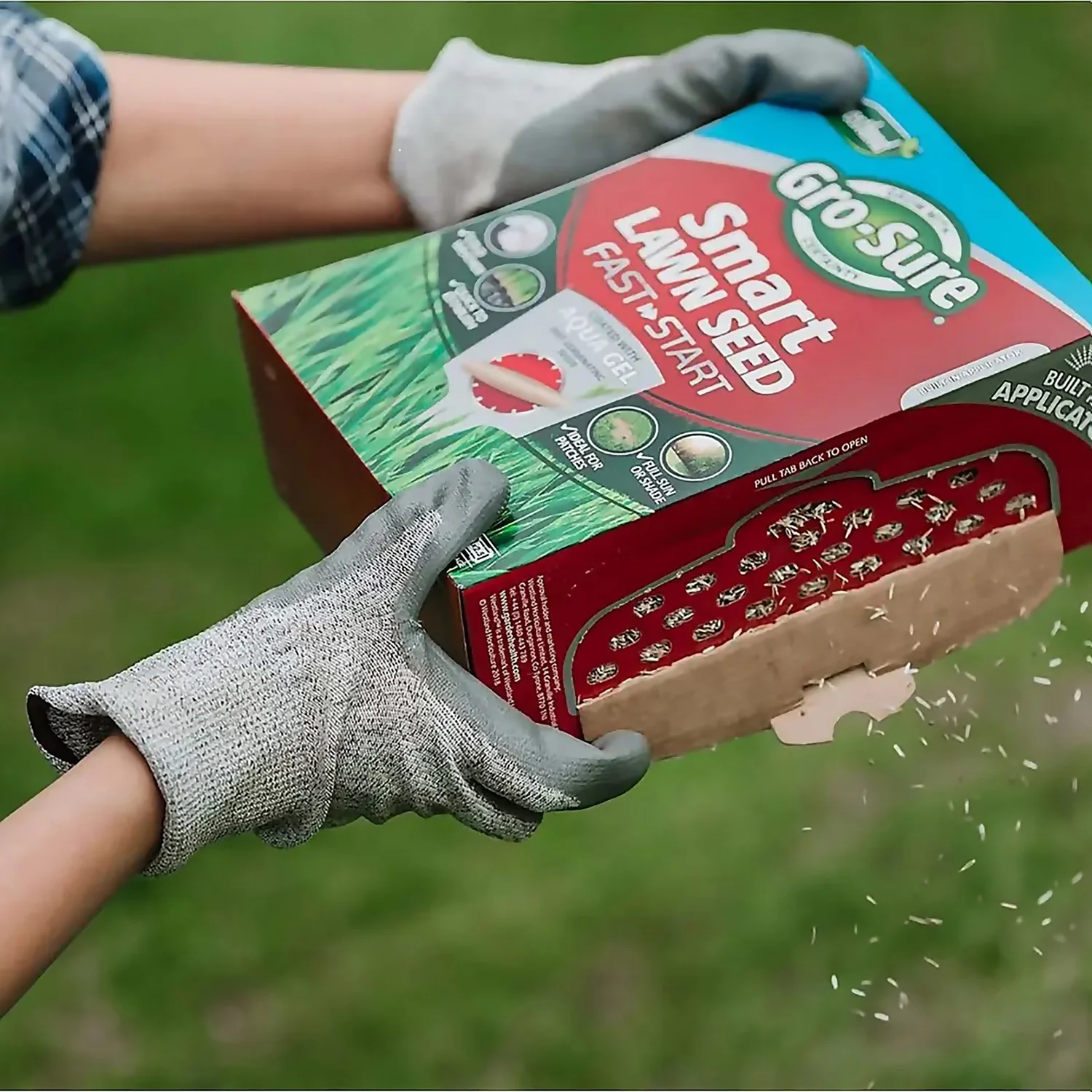 Gro-Sure Aqua Gel Coated Fast Start Smart Grass Lawn Seed 25m² 6 Gro-Sure Aqua Gel Coated Fast Start Smart Grass Lawn Seed 25m² - Image 4