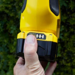 STANLEY FATMAX V20 18V Cordless Pole Hedge Trimmer 45cm (Sfmcph845M1-Gb) 19 STANLEY FATMAX V20 18V Cordless Pole Hedge Trimmer 45cm (Sfmcph845M1-Gb) -Garden Care Specialty Shop 12882305 6204843590449106