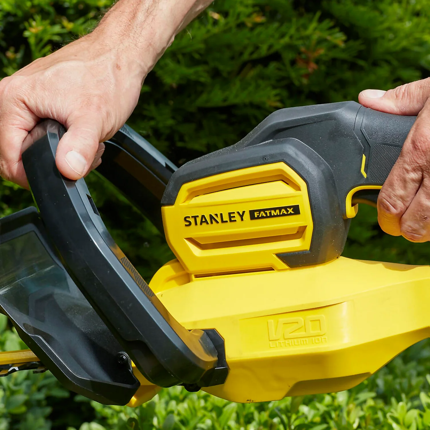 STANLEY FATMAX V20 18V Cordless Hedge Trimmer 55cm (Sfmcht855M1-Gb) 7 STANLEY FATMAX V20 18V Cordless Hedge Trimmer 55cm (Sfmcht855M1-Gb) - Image 5