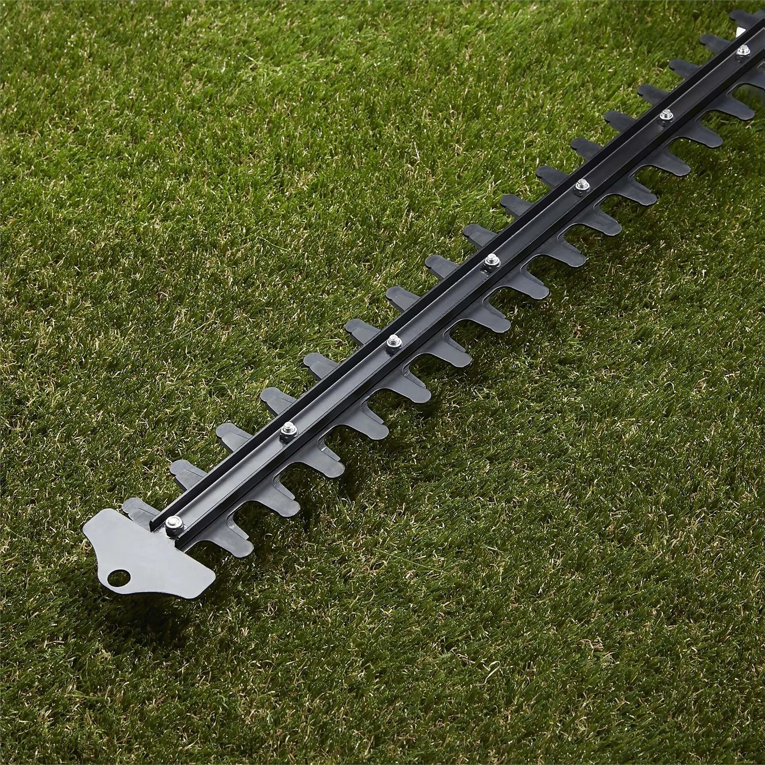 Powerbase 550W Electric Hedge Trimmer - 55cm 6 Powerbase 550W Electric Hedge Trimmer - 55cm - Image 4