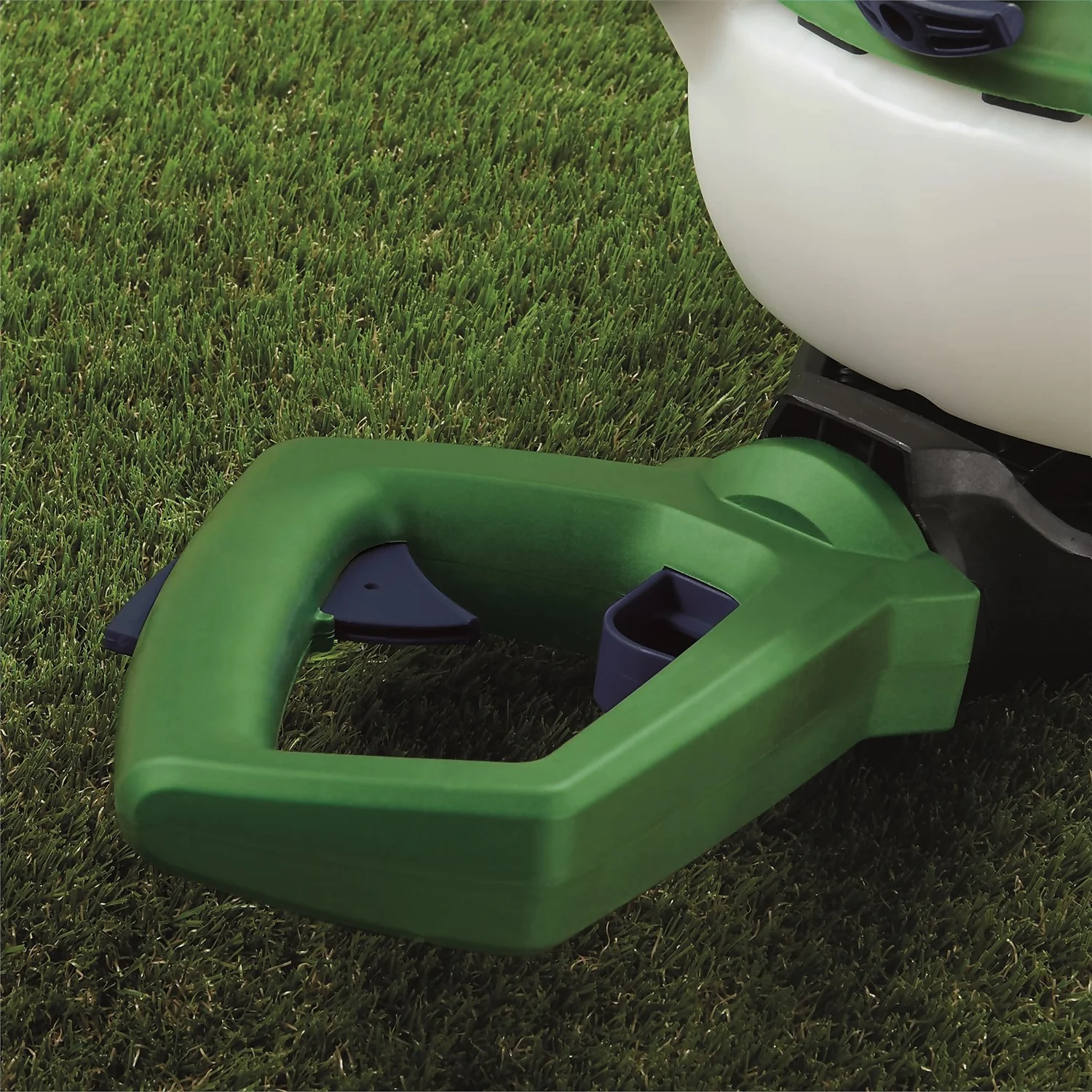 Powerbase 26cc Petrol Hedge Trimmer 55cm 5 Powerbase 26cc Petrol Hedge Trimmer 55cm - Image 3