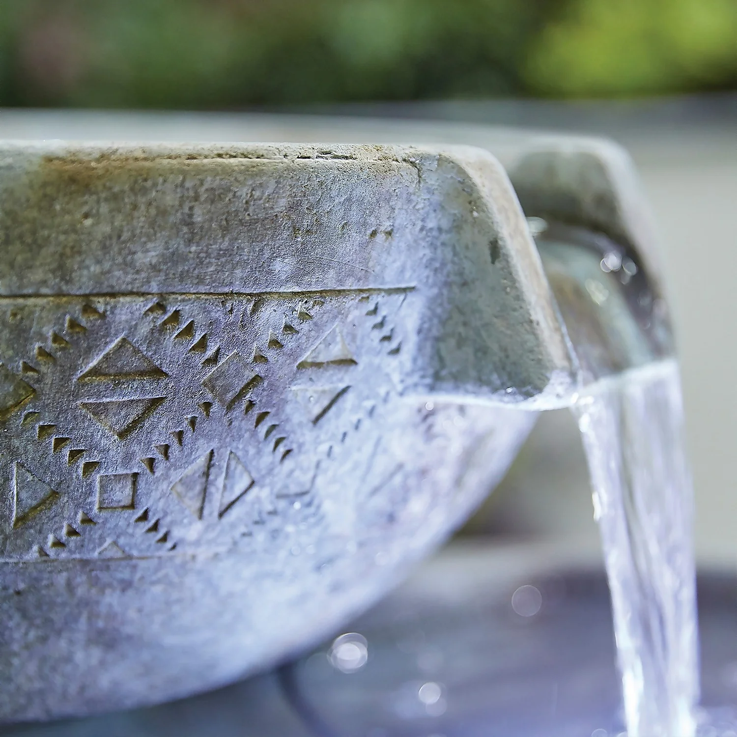 Stylish Fountain Oasis Water Feature With LEDs 5 Stylish Fountain Oasis Water Feature With LEDs - Image 3